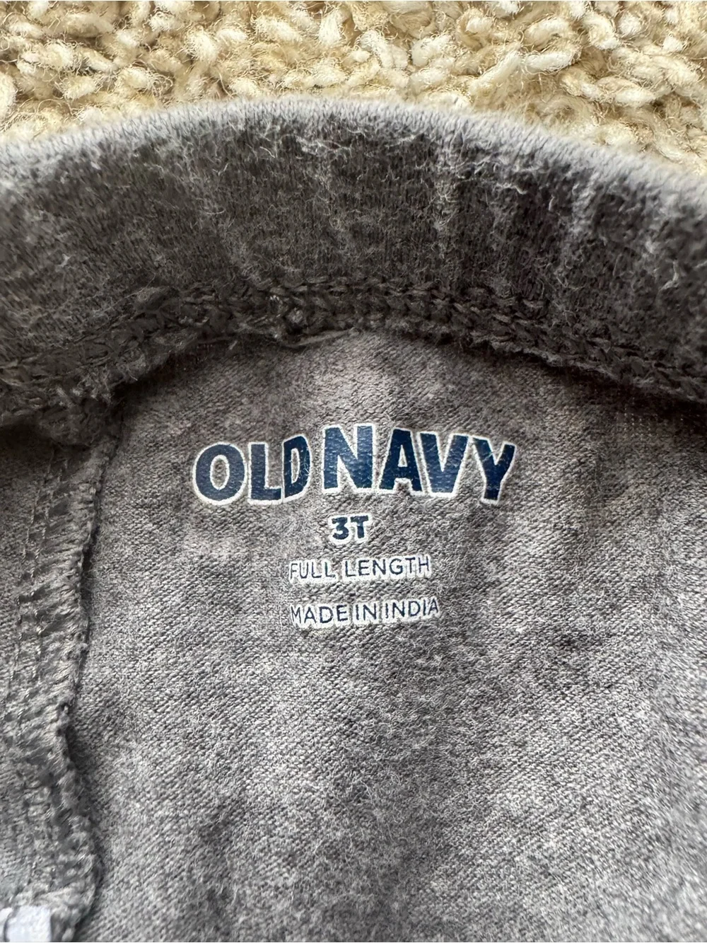 Old Navy 3T Gray Bee Print Leggings